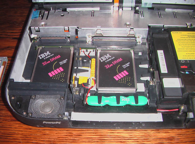 IBM ThinkPad 850. C HDD  CD-ROM